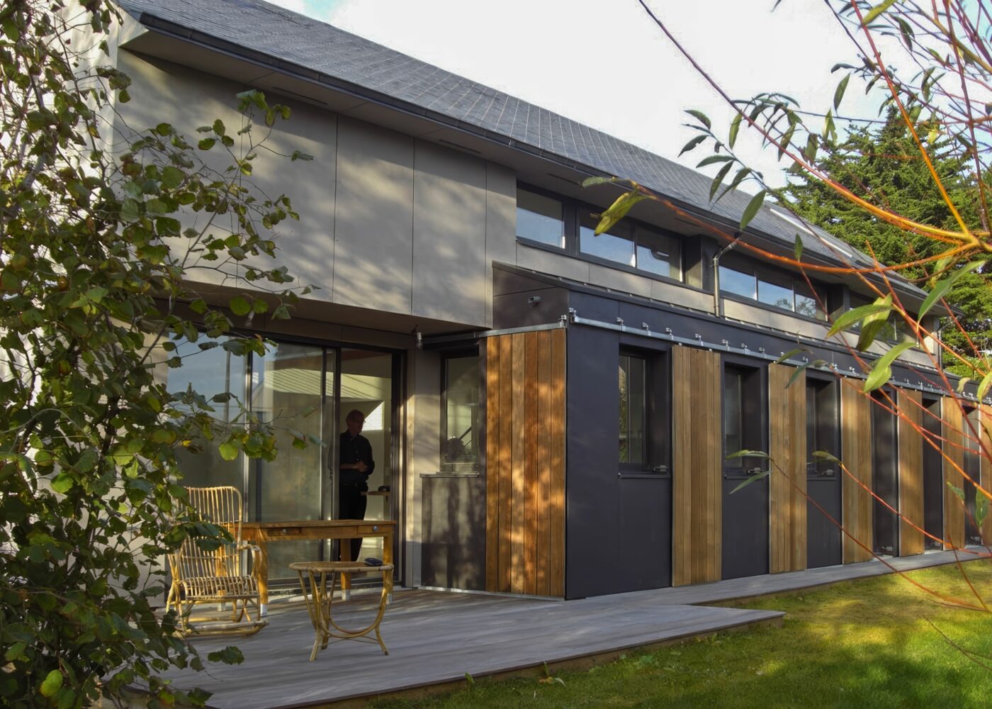 Maison à Claire-voie dans les côtes d'armoriales